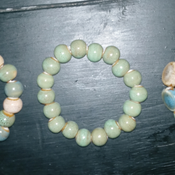 TEN stone stretch bracelets - Picture 5 of 5